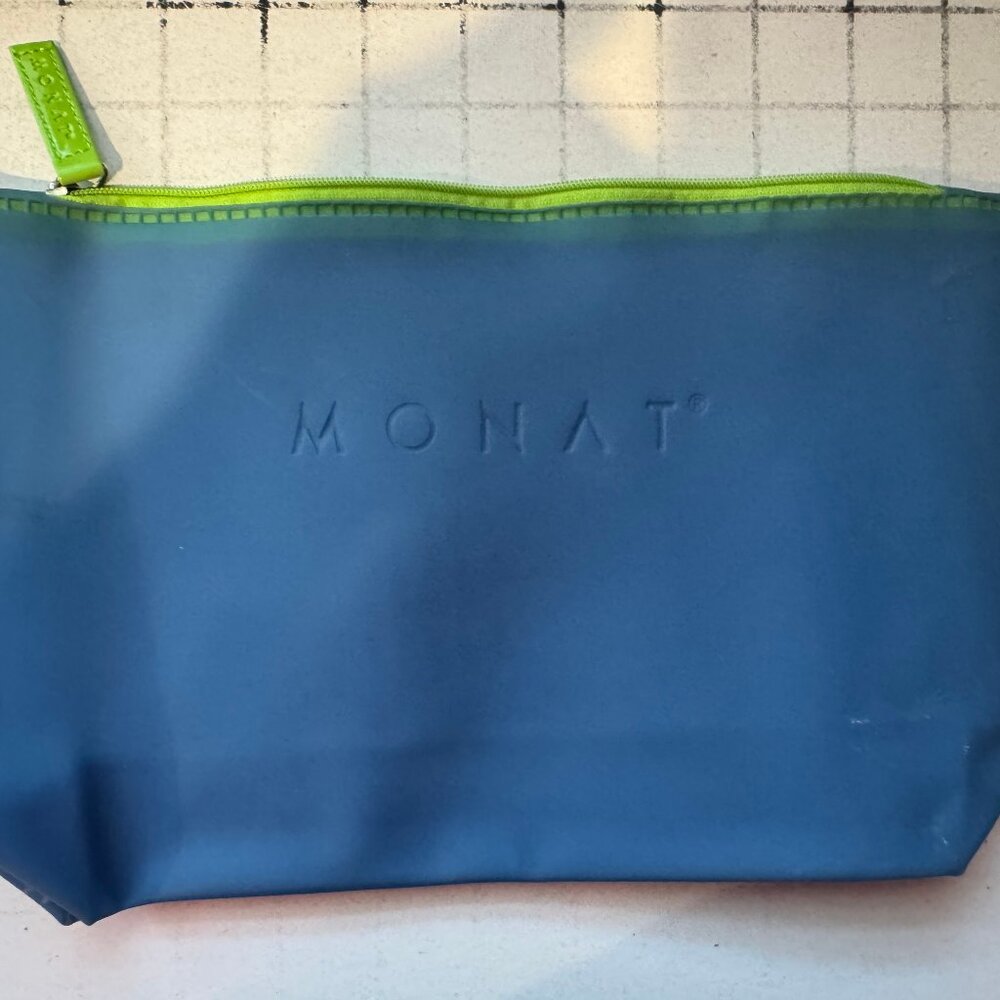 MONAT SILICON COSMETIC BAG